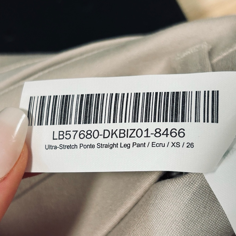 NWT QUINCE Ultra-Stretch Ponte Straight Leg Pants Ecru XS / 26 3741 - Picture 7 of 12